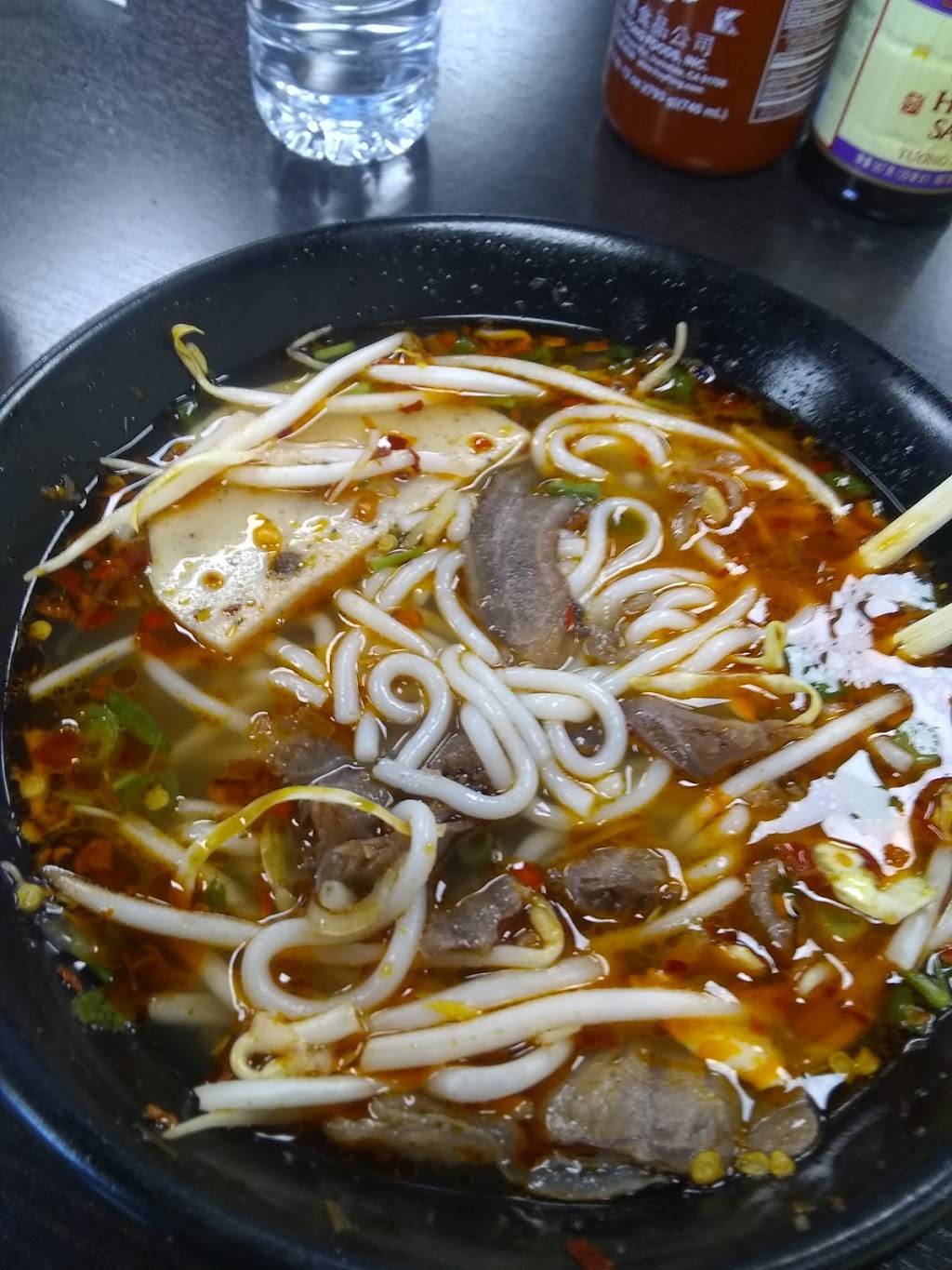 Rolls And Grill | restaurant | 3803 Ming Ave, Bakersfield, CA 93309, USA | 6617355830 OR +1 661-735-5830