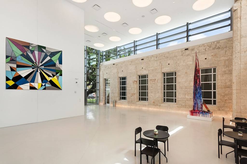 The Café by Thierry Isambert | restaurant | 2100 Collins Ave, Miami Beach, FL 33139, USA | 7864776061 OR +1 786-477-6061