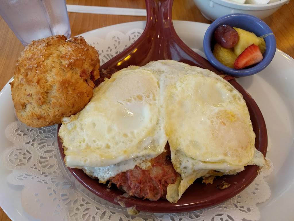 Skillets | restaurant | 10950 Eagle Village Dr Ste 330 C, Fort Myers, FL 33913, USA | 2394710553 OR +1 239-471-0553