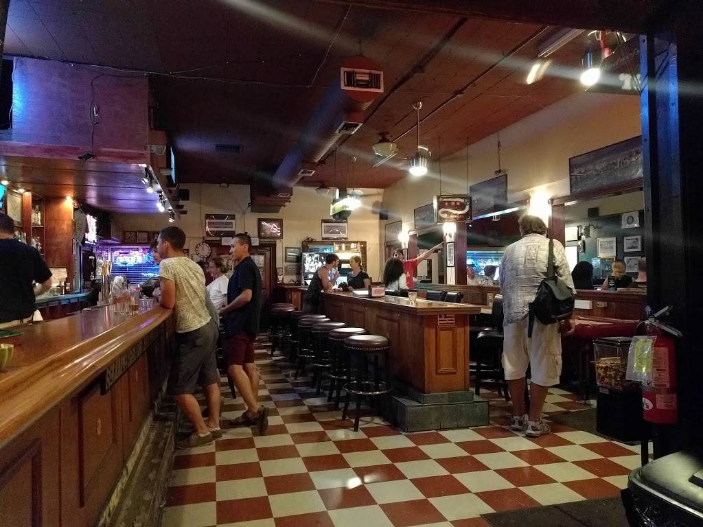 McGraws Bar and Grill | restaurant | 864 El Camino Real, Belmont, CA 94002, USA | 6505959531 OR +1 650-595-9531