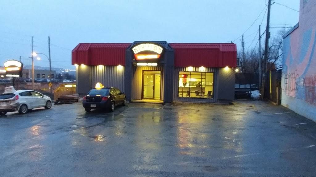 Stratos Pizzeria | restaurant | 812 Rue Belvédère S, Sherbrooke, QC J1H 4B8, Canada | 8198233333 OR +1 819-823-3333