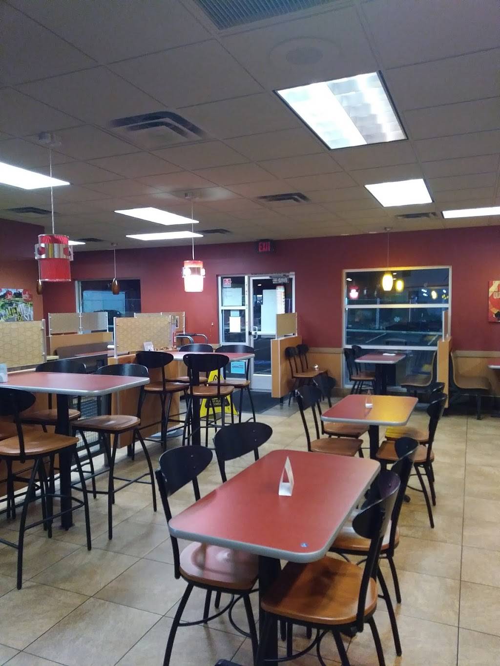 Jack in the Box | restaurant | 15310 Union Ave SW, Tillicum, WA 98498, USA | 2535840613 OR +1 253-584-0613