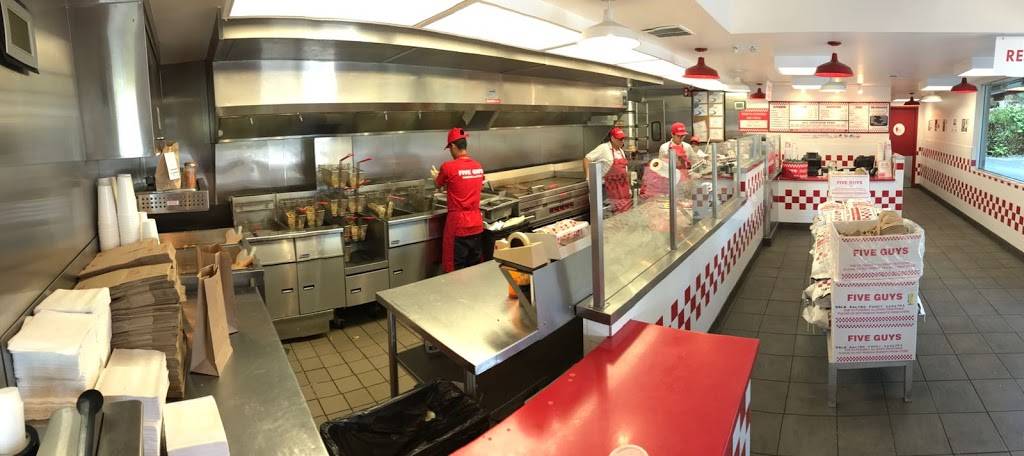 Five Guys | meal takeaway | 2098 W El Camino Real, Mountain View, CA 94040, USA | 6509621882 OR +1 650-962-1882