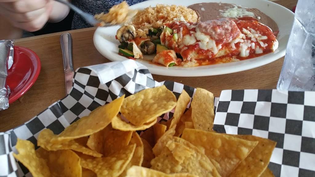 Casa Don Gallo Mexican Cuisine | restaurant | 7741 S Northshore Dr #108, Knoxville, TN 37919, USA | 8656921310 OR +1 865-692-1310