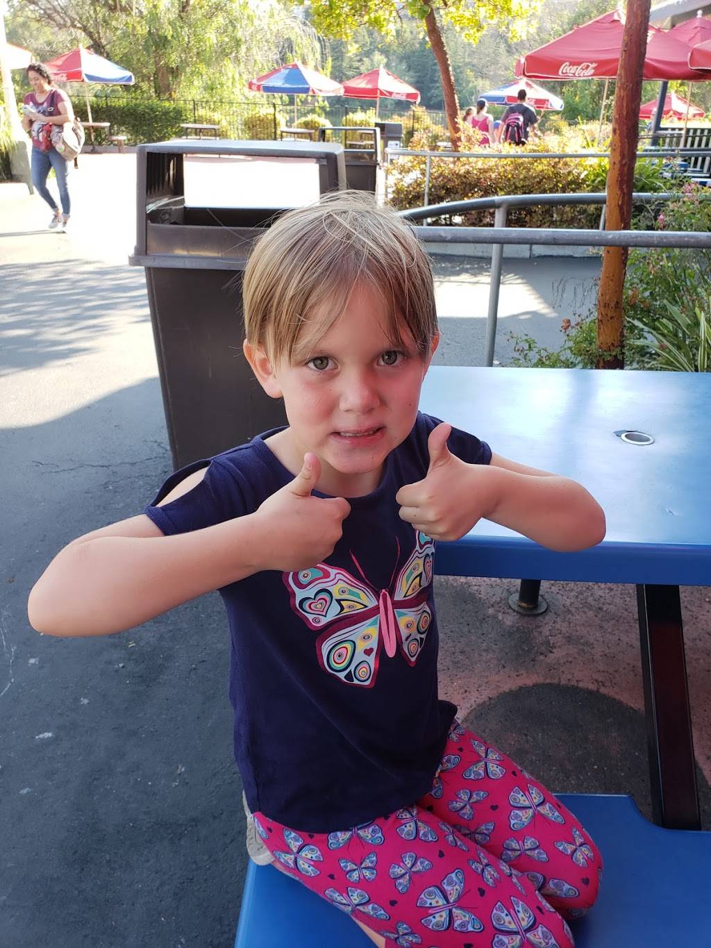 Johnny Rockets | restaurant | 1001 Fairgrounds Dr, Vallejo, CA 94589, USA | 7075565661 OR +1 707-556-5661