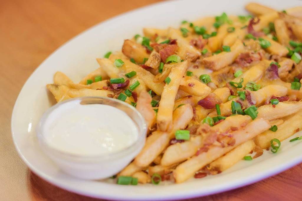 Wild Wing | restaurant | 3295 Fairview St Unit #9, Burlington, ON L7N 3N9, Canada | 9053339464 OR +1 905-333-9464