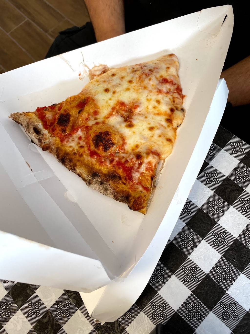 Foresthill brick oven pizza | restaurant | 905 W Linebaugh Ave, Tampa, FL 33612, USA | 8135597452 OR +1 813-559-7452