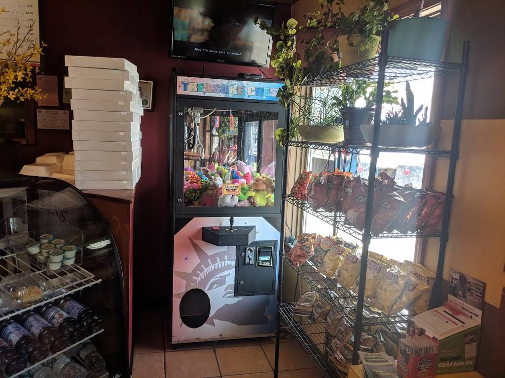 Louies Pizza & Italian Grille | restaurant | 61 NH-27 #20, Raymond, NH 03077, USA | 6038956800 OR +1 603-895-6800