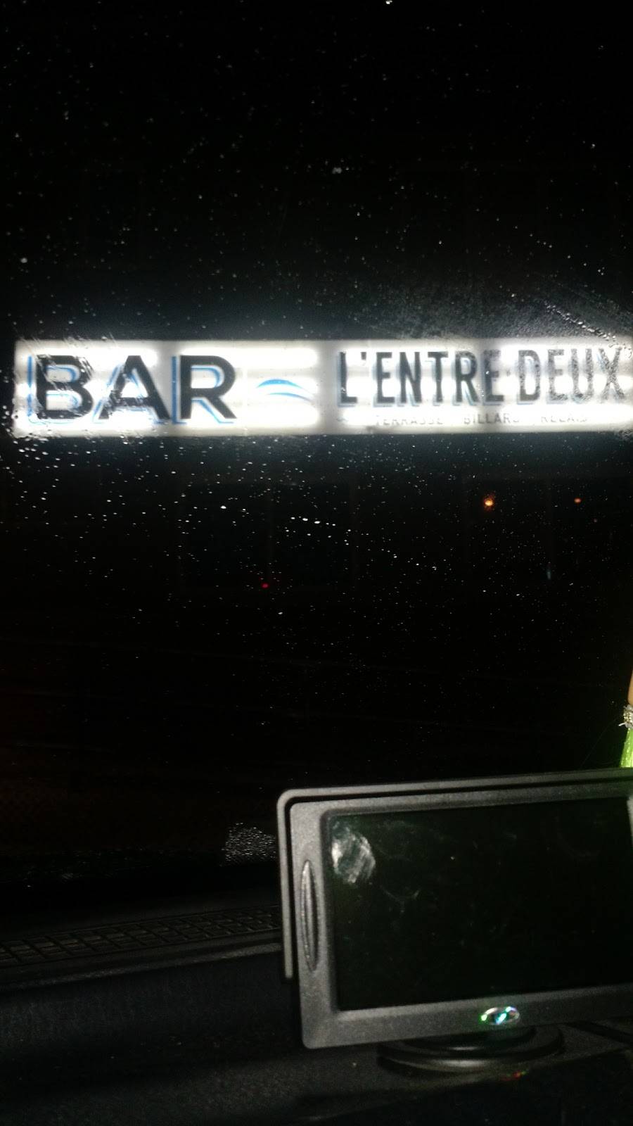 Bar LEntre-Deux | night club | 64 Rue Principale, Sainte-Clotilde-de-Horton, QC J0A 1H0, Canada | 8193362070 OR +1 819-336-2070