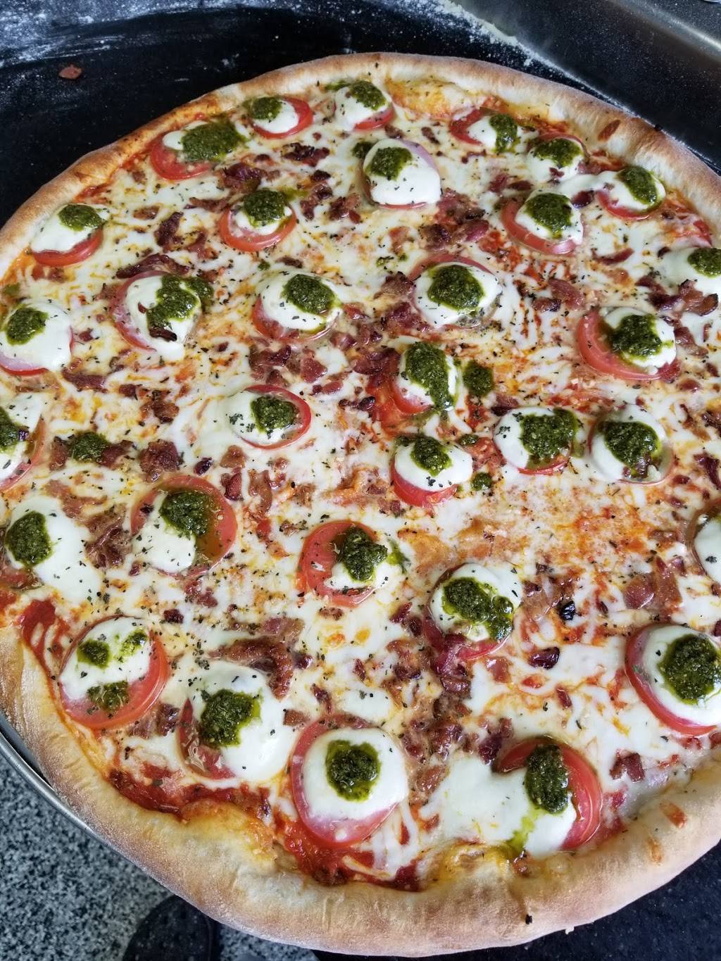 Marina Mile Pizza | restaurant | 1025 W State Rd 84, Fort Lauderdale, FL 33315, USA | 9545952988 OR +1 954-595-2988