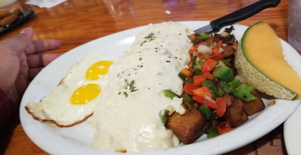 Centifontis Bar & Restaurant | restaurant | 8365 La Mesa Blvd, La Mesa, CA 91942, USA | 6194614434 OR +1 619-461-4434