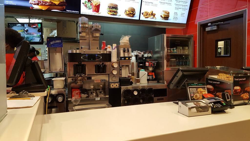 McDonalds | cafe | 7200 W McNab Rd, North Lauderdale, FL 33068, USA | 9547266340 OR +1 954-726-6340