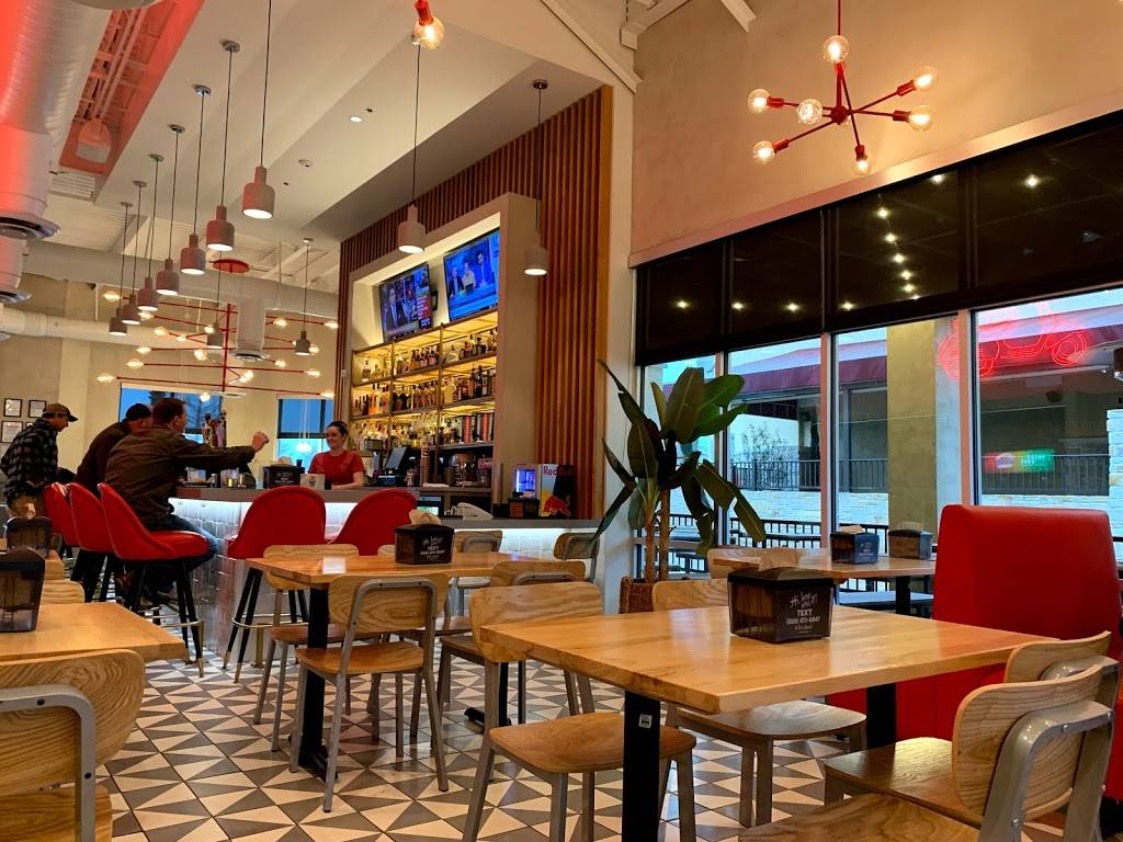 Torchys Tacos | restaurant | 17627 La Cantera Pkwy #105, San Antonio, TX 78257, USA | 2104243151 OR +1 210-424-3151