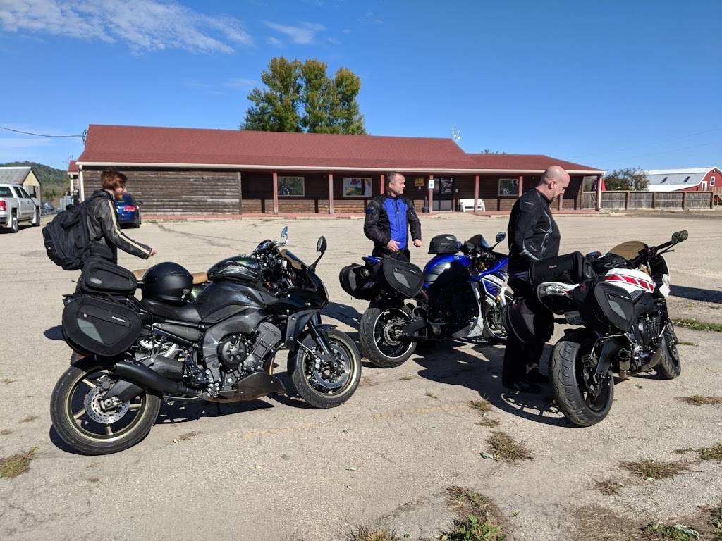 The Pit Restaurant & Bar | restaurant | US-14, Richland Center, WI 53581, USA | 6086498484 OR +1 608-649-8484