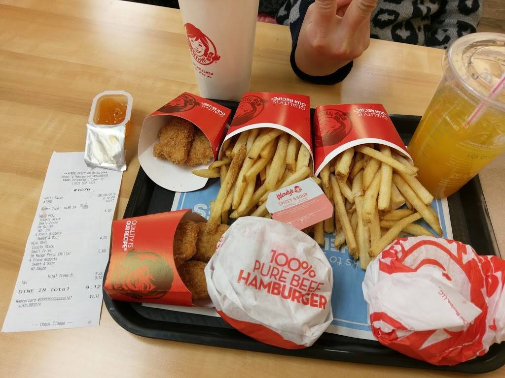 Wendys | restaurant | 14445 Brookfield Tower Dr, Chantilly, VA 20151, USA | 7038029331 OR +1 703-802-9331