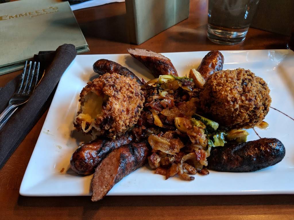 EMMETTS Public House | restaurant | 695 Grand Ave, St Paul, MN 55105, USA | 6512258248 OR +1 651-225-8248