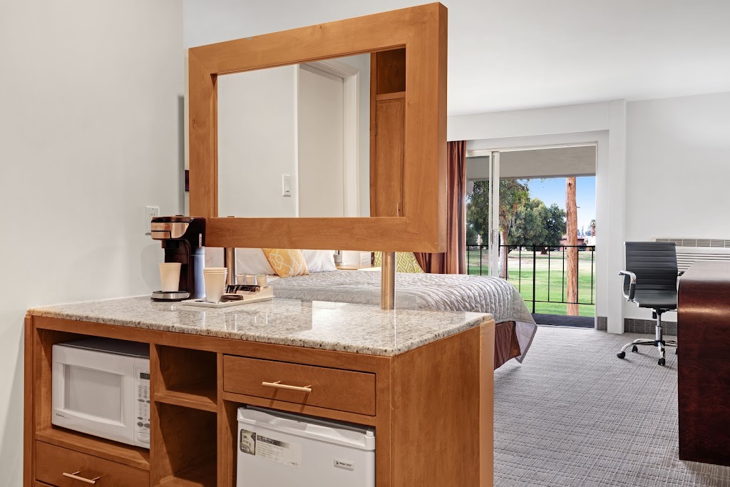 Ramada by Wyndham at the Barbara Worth Country Club | restaurant | 2050 Country Club Dr, Holtville, CA 92250, USA | 7603096223 OR +1 760-309-6223