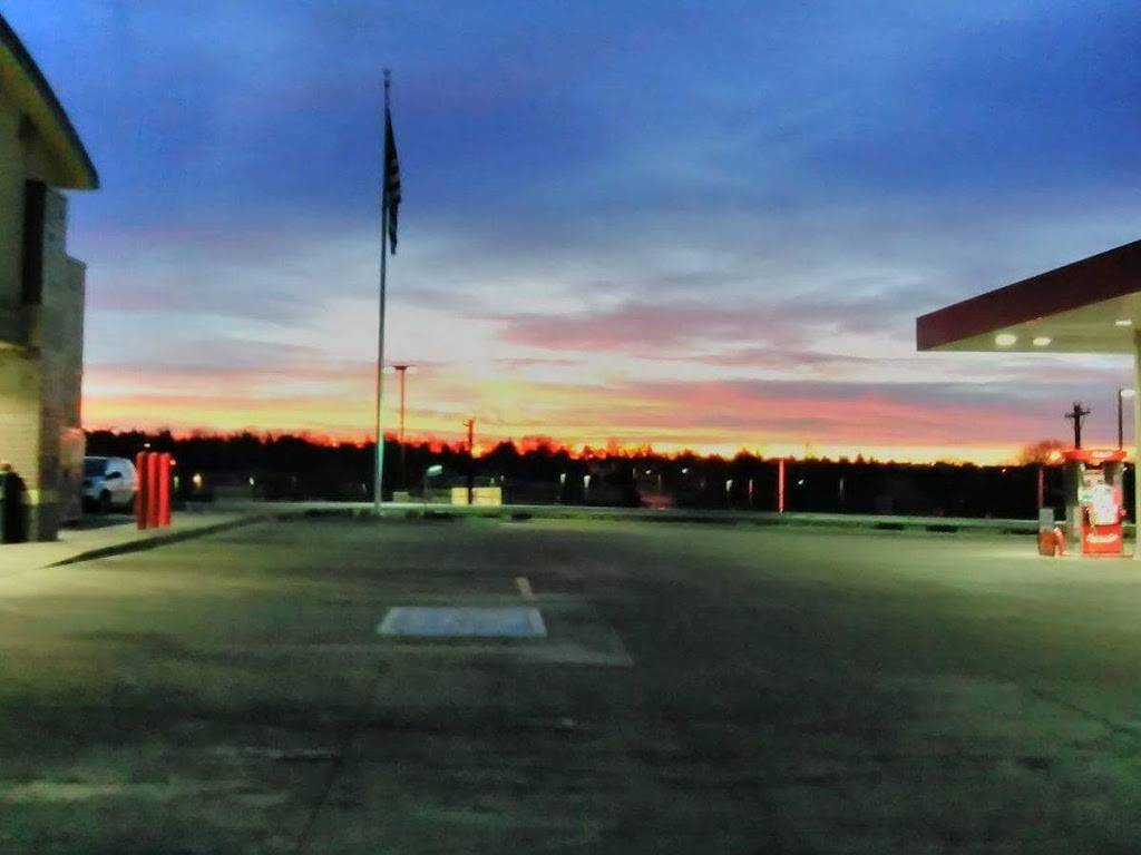 Kum & Go | meal takeaway | 2588 Airport Rd, Colorado Springs, CO 80910, USA | 7194344749 OR +1 719-434-4749