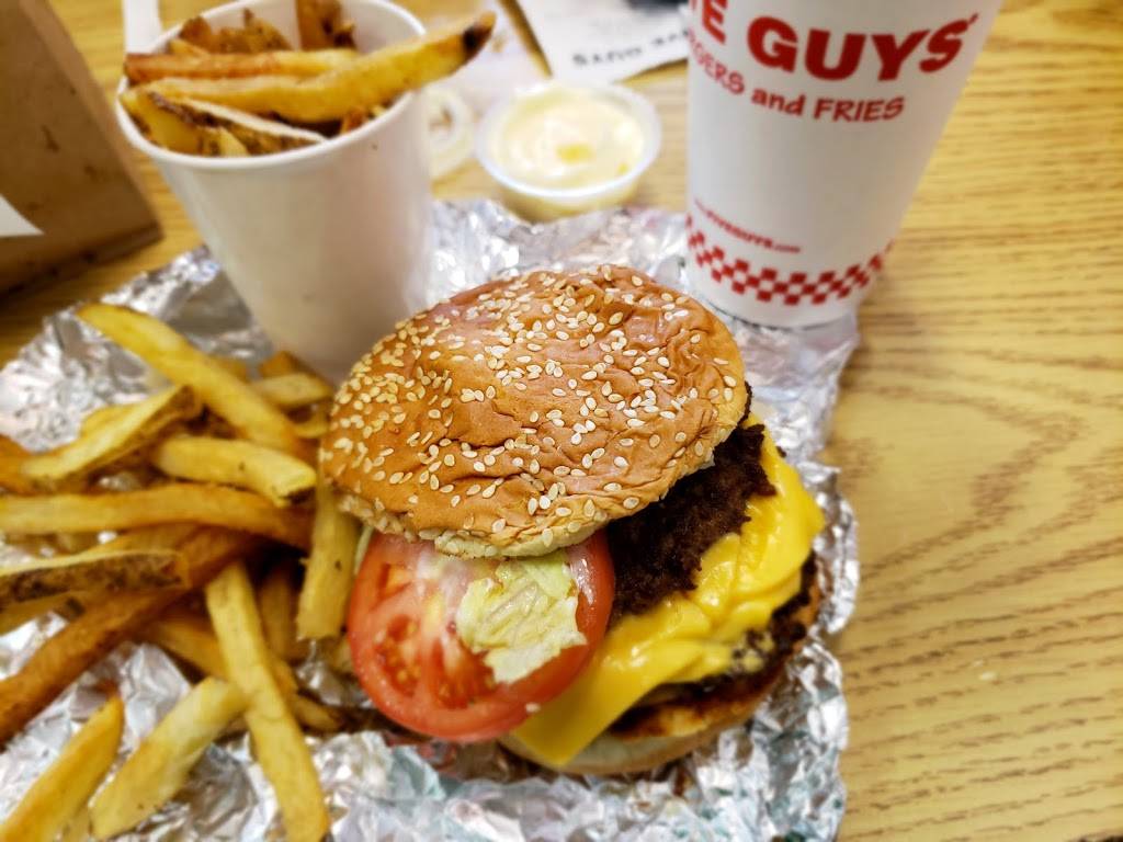 Five Guys | meal takeaway | 6286 S Westnedge Ave, Portage, MI 49002, USA | 2693243483 OR +1 269-324-3483