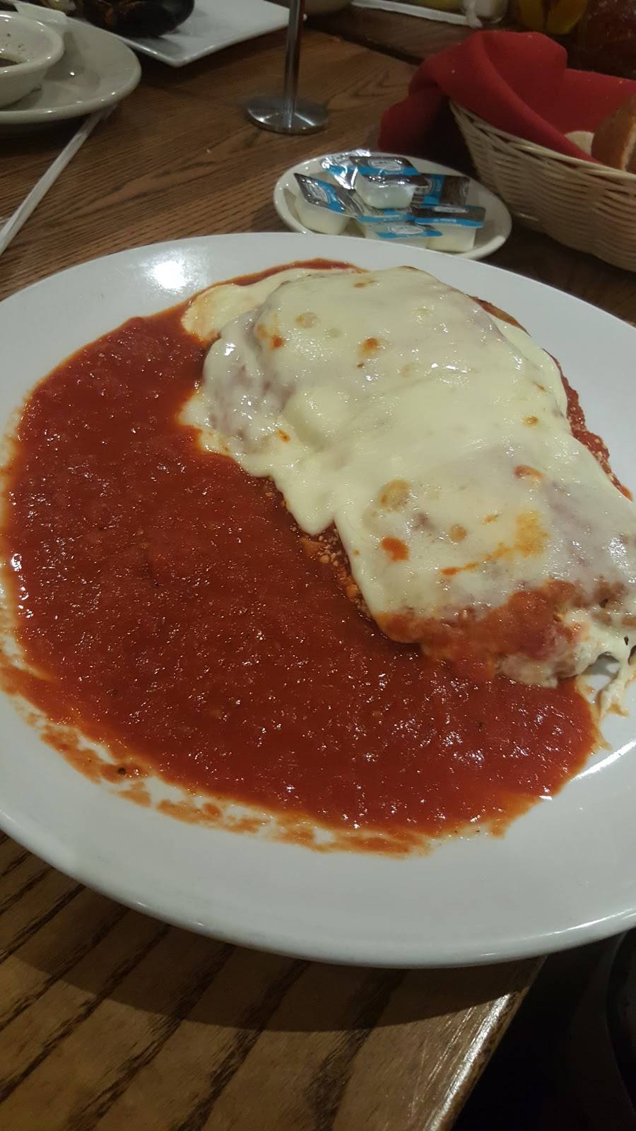 Gisellas Ristorante | restaurant | 4 Starr St, Danbury, CT 06810, USA | 2034566595 OR +1 203-456-6595