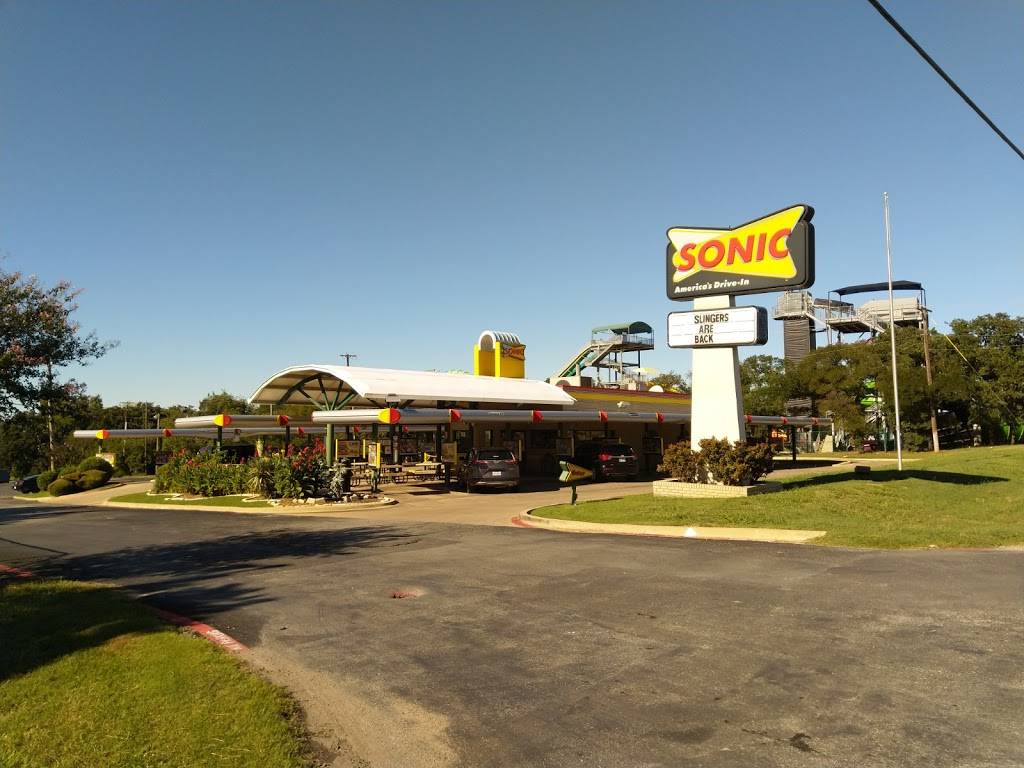 Sonic Drive-In | restaurant | 8875 Grapevine Hwy, North Richland Hills, TX 76180, USA | 8177885085 OR +1 817-788-5085