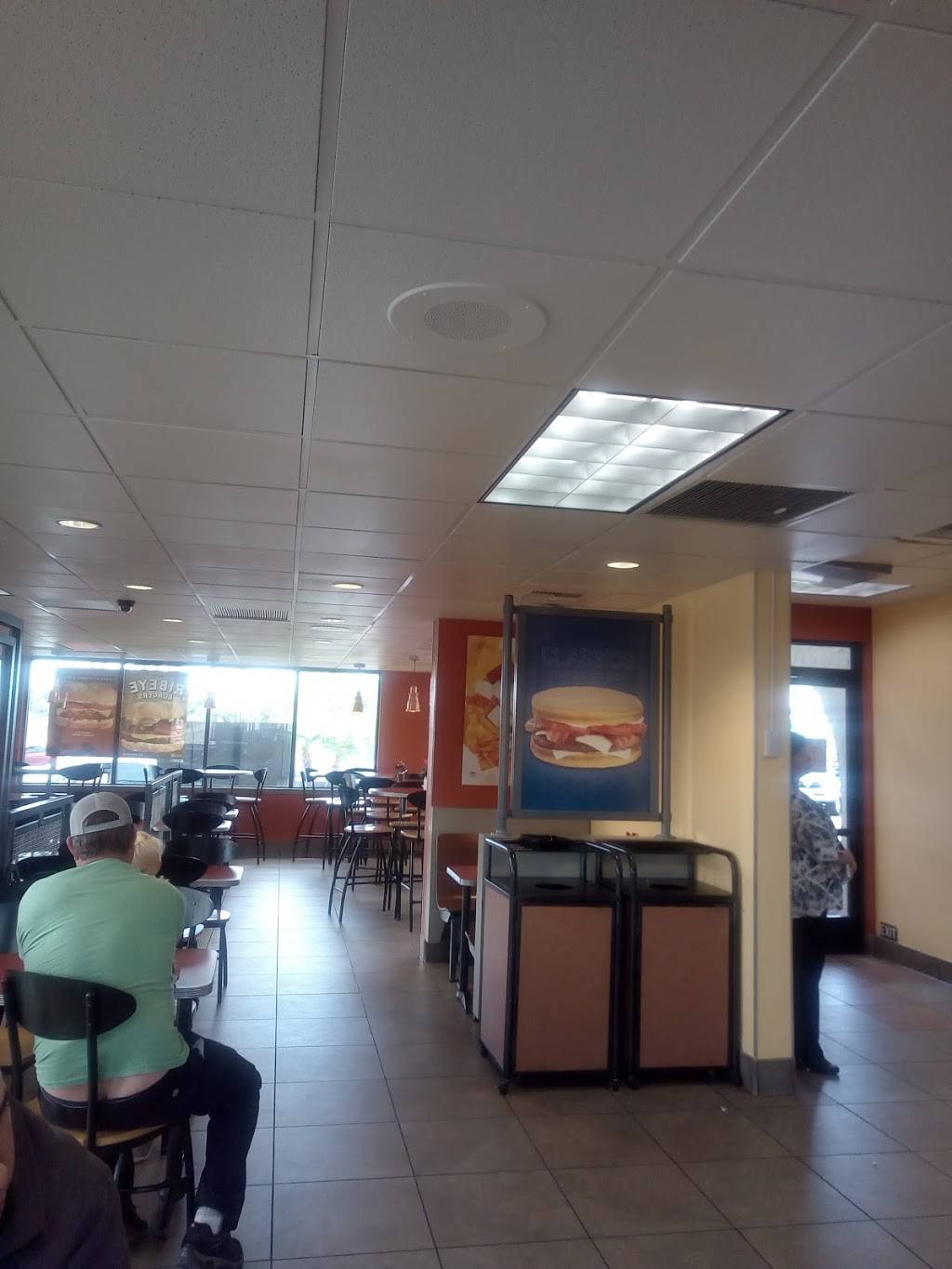 Jack in the Box | restaurant | 3808 Plaza Dr, Oceanside, CA 92056, USA | 7609410841 OR +1 760-941-0841