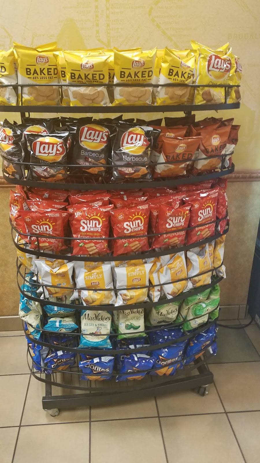 Subway | restaurant | 8398 Reading Rd, Cincinnati, OH 45237, USA | 5138216800 OR +1 513-821-6800