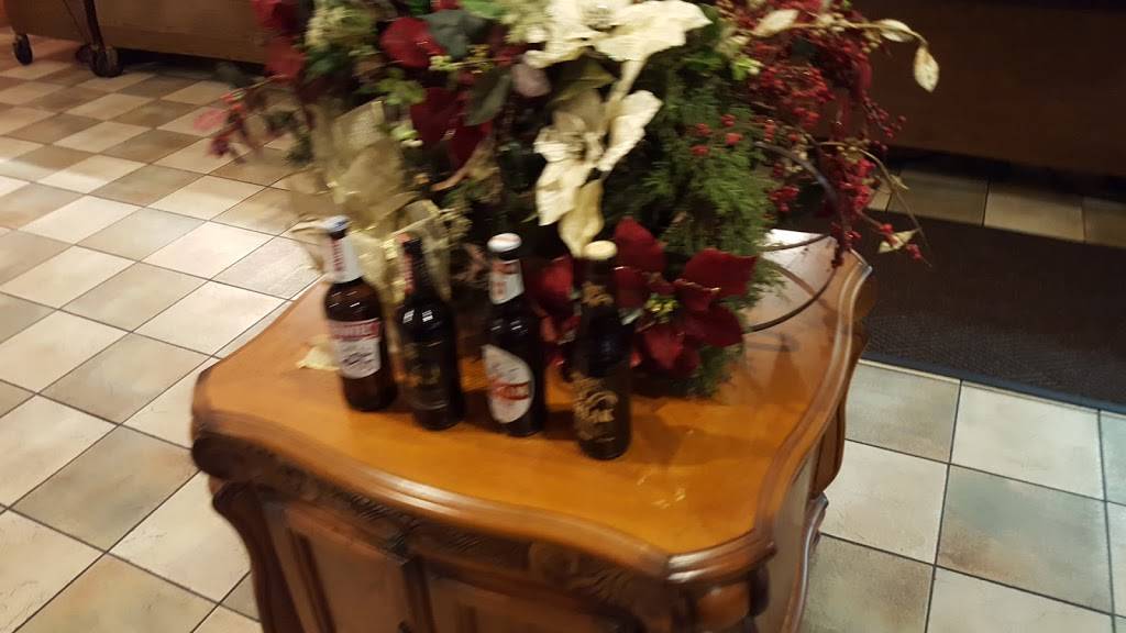 Warsaw Inn | restaurant | 2180 Glenwood Dyer Rd, Lynwood, IL 60411, USA | 7084741000 OR +1 708-474-1000