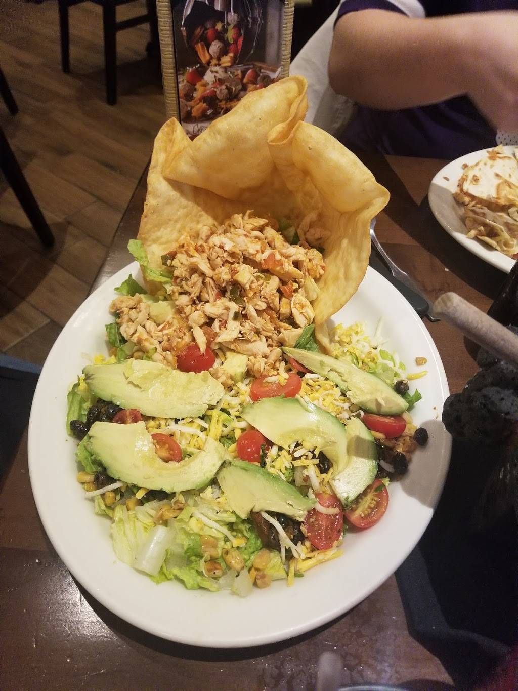 Uncle Julios Mexican From Scratch | restaurant | 181 Jennifer Rd, Annapolis, MD 21401, USA | 4108584035 OR +1 410-858-4035