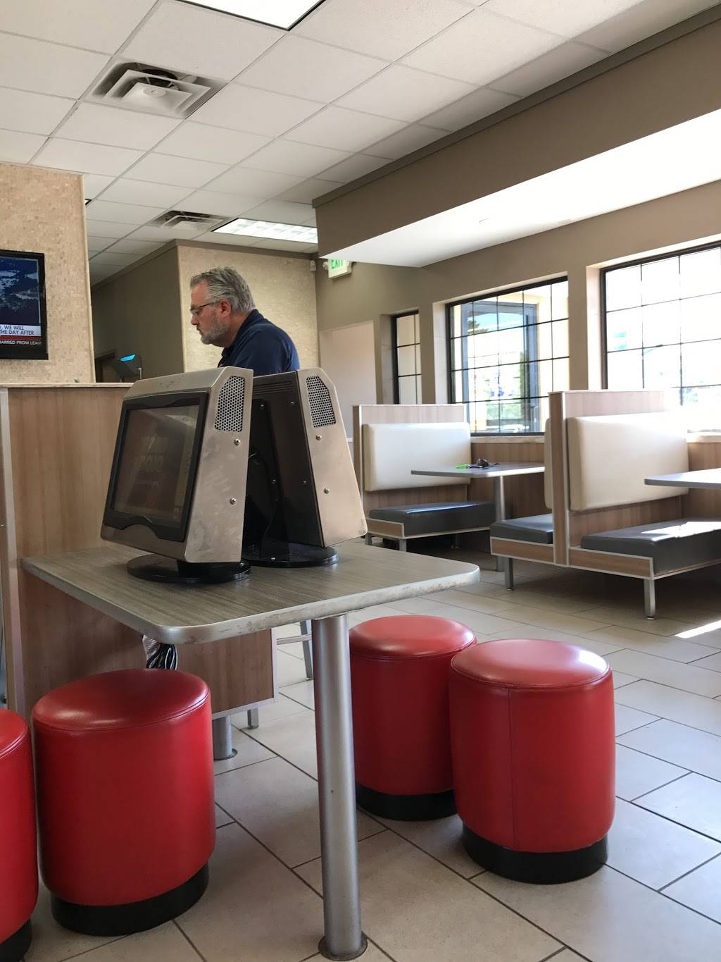 Burger King | restaurant | 995 S Main St, Brigham City, UT 84302, USA | 4357340646 OR +1 435-734-0646