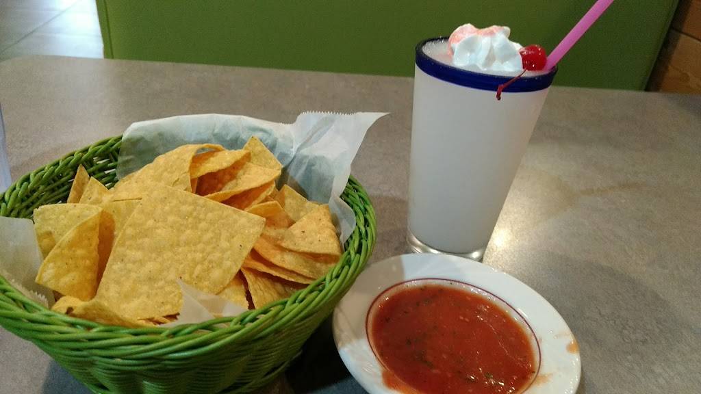 Nacho Tequilas | restaurant | 1945 NW 86th St, Clive, IA 50325, USA | 5152766487 OR +1 515-276-6487