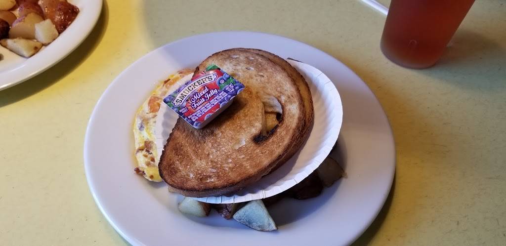 Gilchrist at Tropicana Atlantic City | bakery | 111 S Chelsea Ave, Atlantic City, NJ 08401, USA | 6095413093 OR +1 609-541-3093