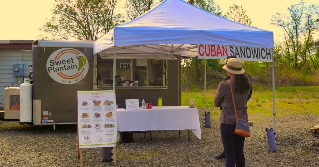 Sweet Plantains Grill Foodtruck | restaurant | 3091 Sweeten Creek Rd, Asheville, NC 28803, USA | 8283481604 OR +1 828-348-1604