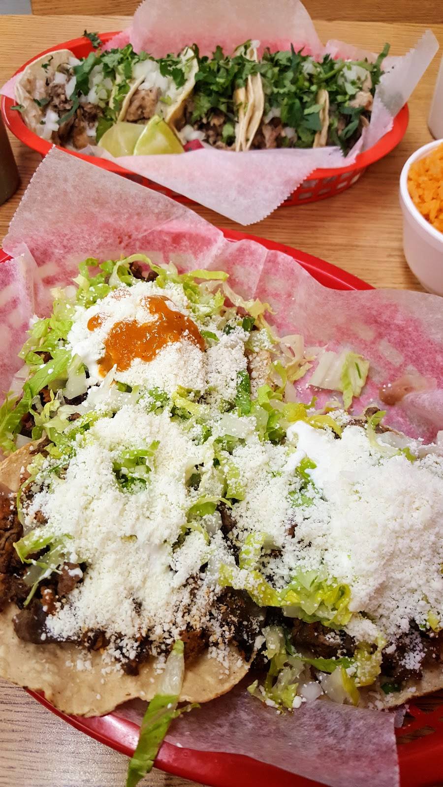 El Pique | restaurant | 805 N Dupont Rd, Wilmington, DE 19804, USA | 3026550659 OR +1 302-655-0659