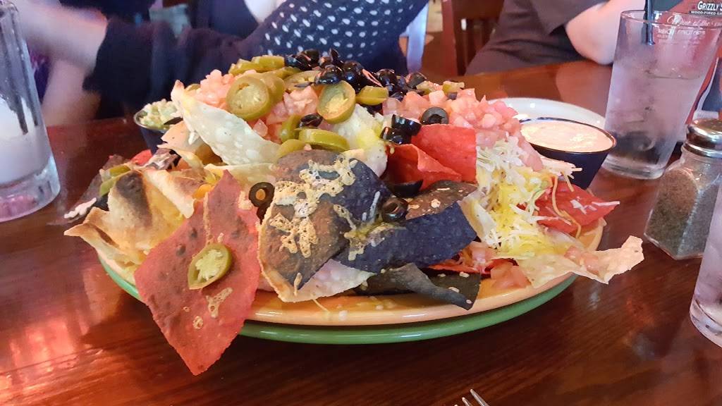 Grizzlys Wood Fired Grill | restaurant | 3039 Medco Ct, La Crosse, WI 54601, USA | 6087816630 OR +1 608-781-6630