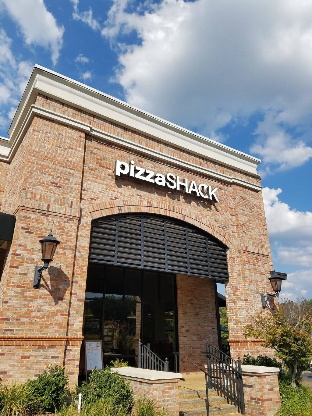 Pizza Shack | restaurant | 219 Garden Park Dr, Madison, MS 39110, USA | 6018568600 OR +1 601-856-8600