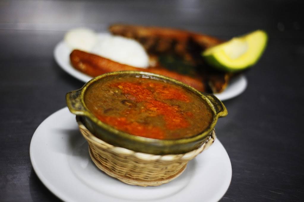 El Bochinche Restaurant | restaurant | 12743 SW 42nd St, Miami, FL 33175, USA | 3054807667 OR +1 305-480-7667