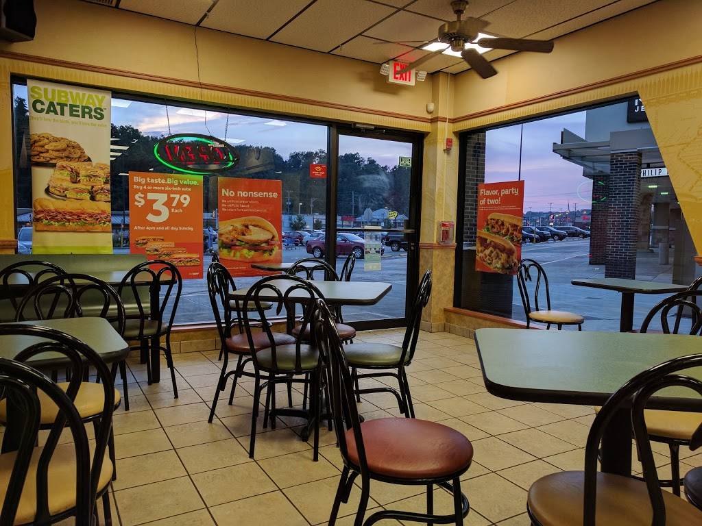 Subway | restaurant | 583 Clairton Blvd, Pleasant Hills, PA 15236, USA | 4126509500 OR +1 412-650-9500