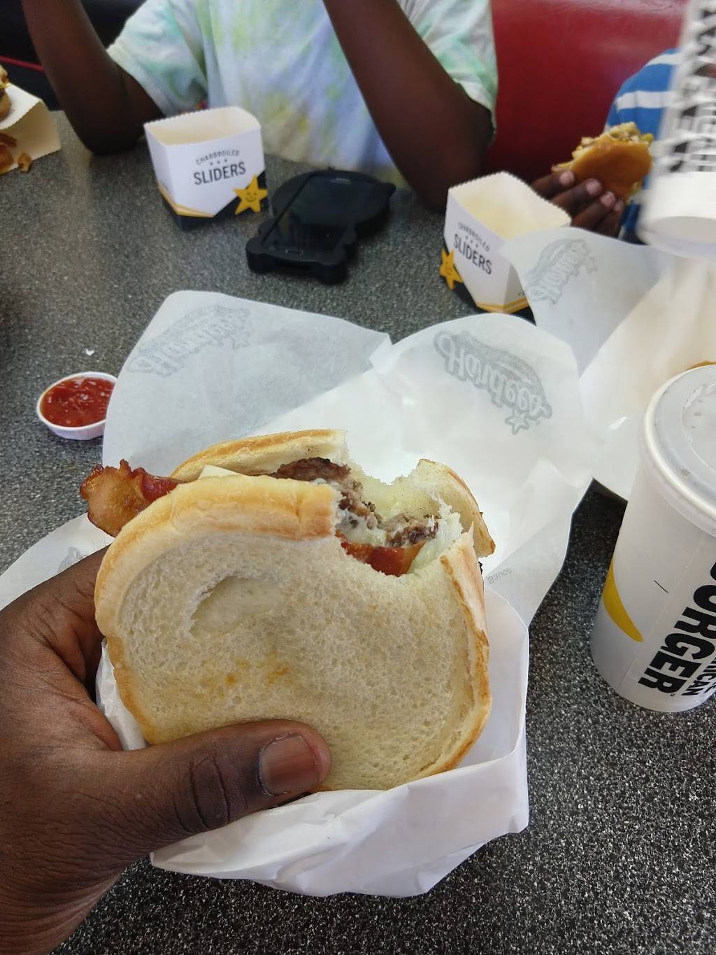 Hardees | restaurant | 6000 N Kings Hwy, Myrtle Beach, SC 29577, USA | 8434495014 OR +1 843-449-5014