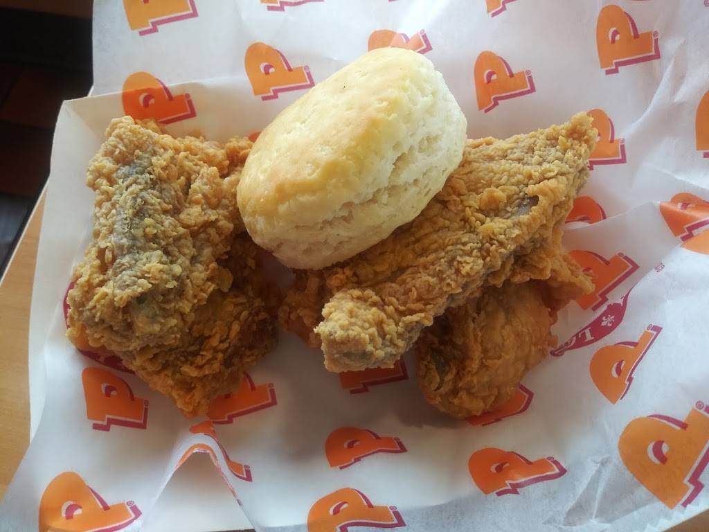 Popeyes Louisiana Kitchen | restaurant | 1105 W Poplar Ave, Collierville, TN 38017, USA | 9018500135 OR +1 901-850-0135
