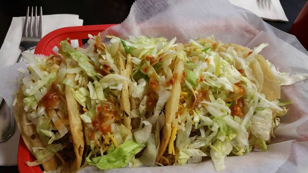 Laredos Mexican Restaurant | restaurant | 3849 Davison Rd, Flint, MI 48506, USA | 8107424040 OR +1 810-742-4040