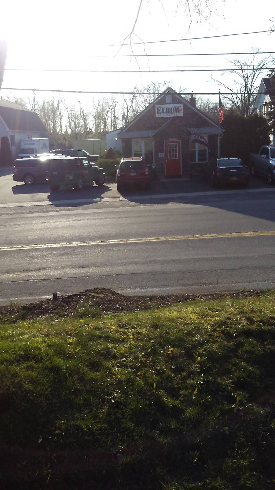 Cliffs Elbow Too! | restaurant | 1085 Franklinville Rd, Laurel, NY 11948, USA | 6312983262 OR +1 631-298-3262