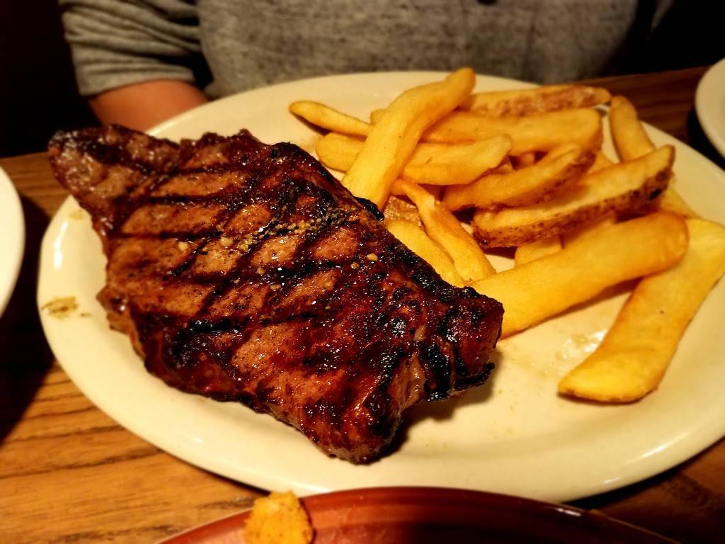 Coltons Steak House | restaurant | 318 Marshall Dr, Waynesville, MO 65584, USA | 5734512686 OR +1 573-451-2686