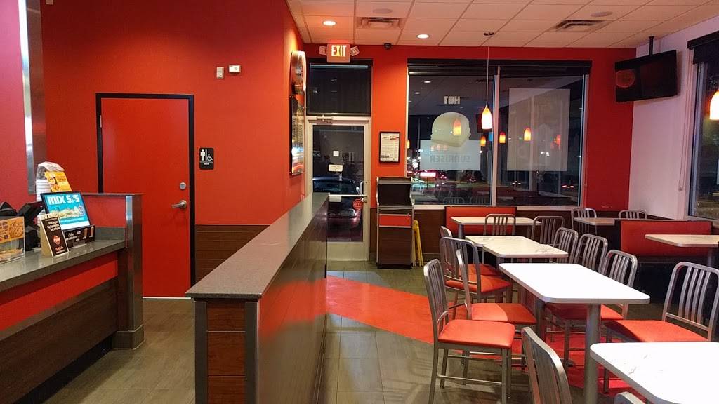 Krystal | meal takeaway | 3227 Poplar Ave, Memphis, TN 38111, USA | 9014525936 OR +1 901-452-5936