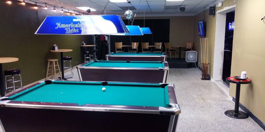 Lances Red Hots Bar & Grill | restaurant | 4716 S Orange Ave, Orlando, FL 32806, USA | 9413037561 OR +1 941-303-7561