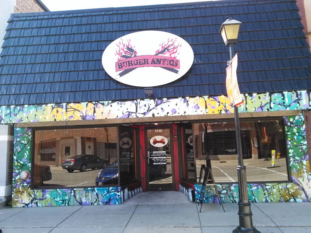 Burger Antics | restaurant | 3740 Grand Blvd, Brookfield, IL 60513, USA | 7082555182 OR +1 708-255-5182