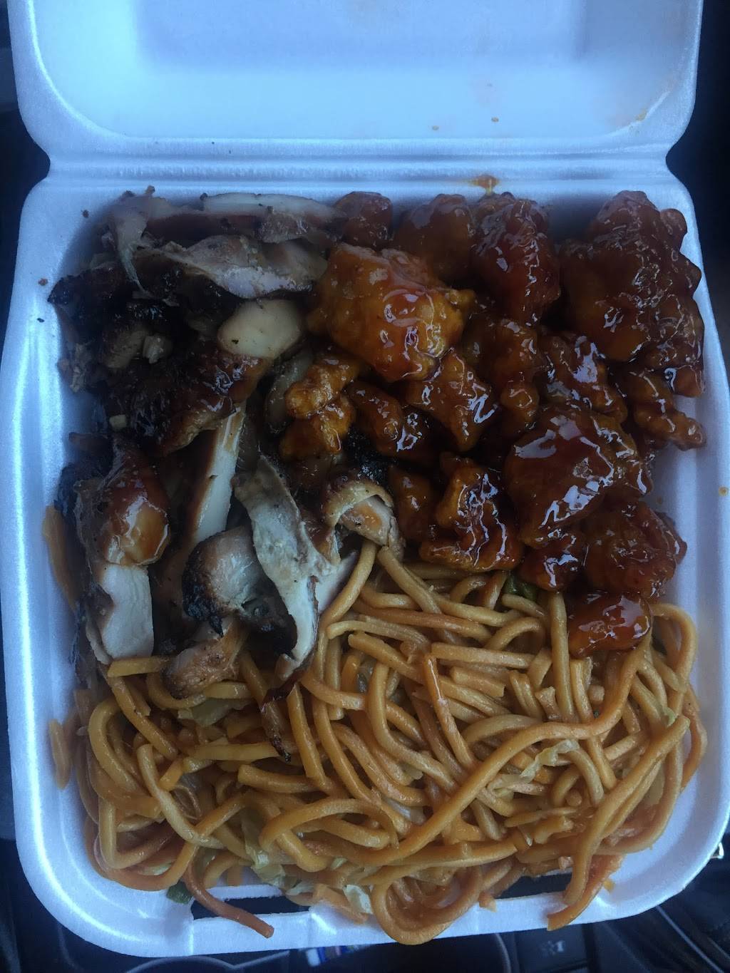 Lucky Express | restaurant | 1200 E Carson St, Long Beach, CA 90807, USA | 5625955969 OR +1 562-595-5969