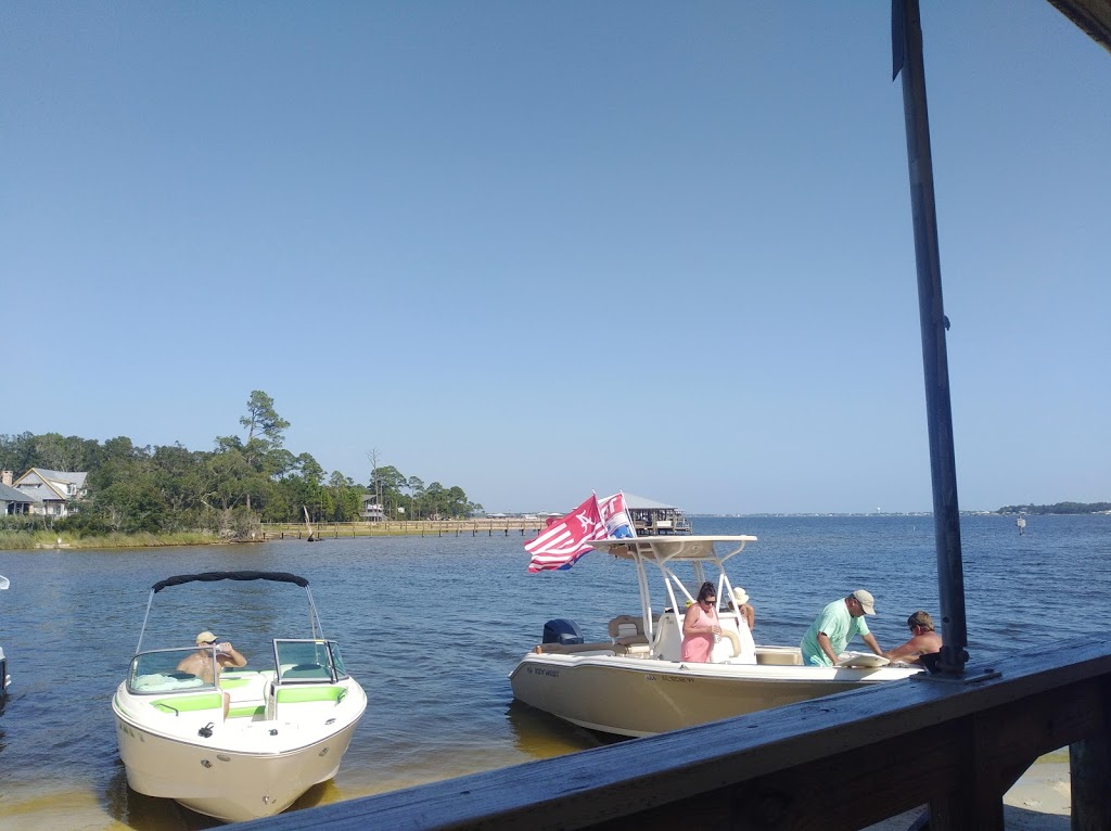 Pirates Cove | restaurant | 6664 Co Rd 95, Elberta, AL 36530, USA | 2519871224 OR +1 251-987-1224