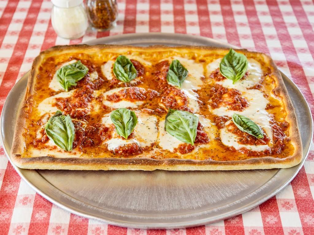 Lorenzos Pizza & Pasta | meal takeaway | 23623 N Scottsdale Rd d4, Scottsdale, AZ 85255, USA | 4805021111 OR +1 480-502-1111