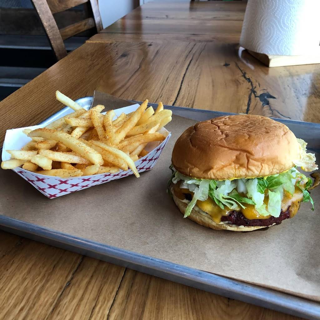 Hanks Texas Barbecue | restaurant | 5410 E Colfax Ave, Denver, CO 80220, USA | 7202773225 OR +1 720-277-3225